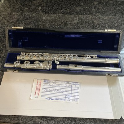 Gemeinhardt 3SB Solid Silver Flute   Open Hole, B Foot.Factory Rebuilt
