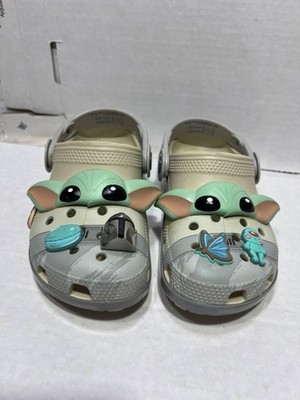 CROCS Star Wars Grogu Classic vlog child boys size C 11