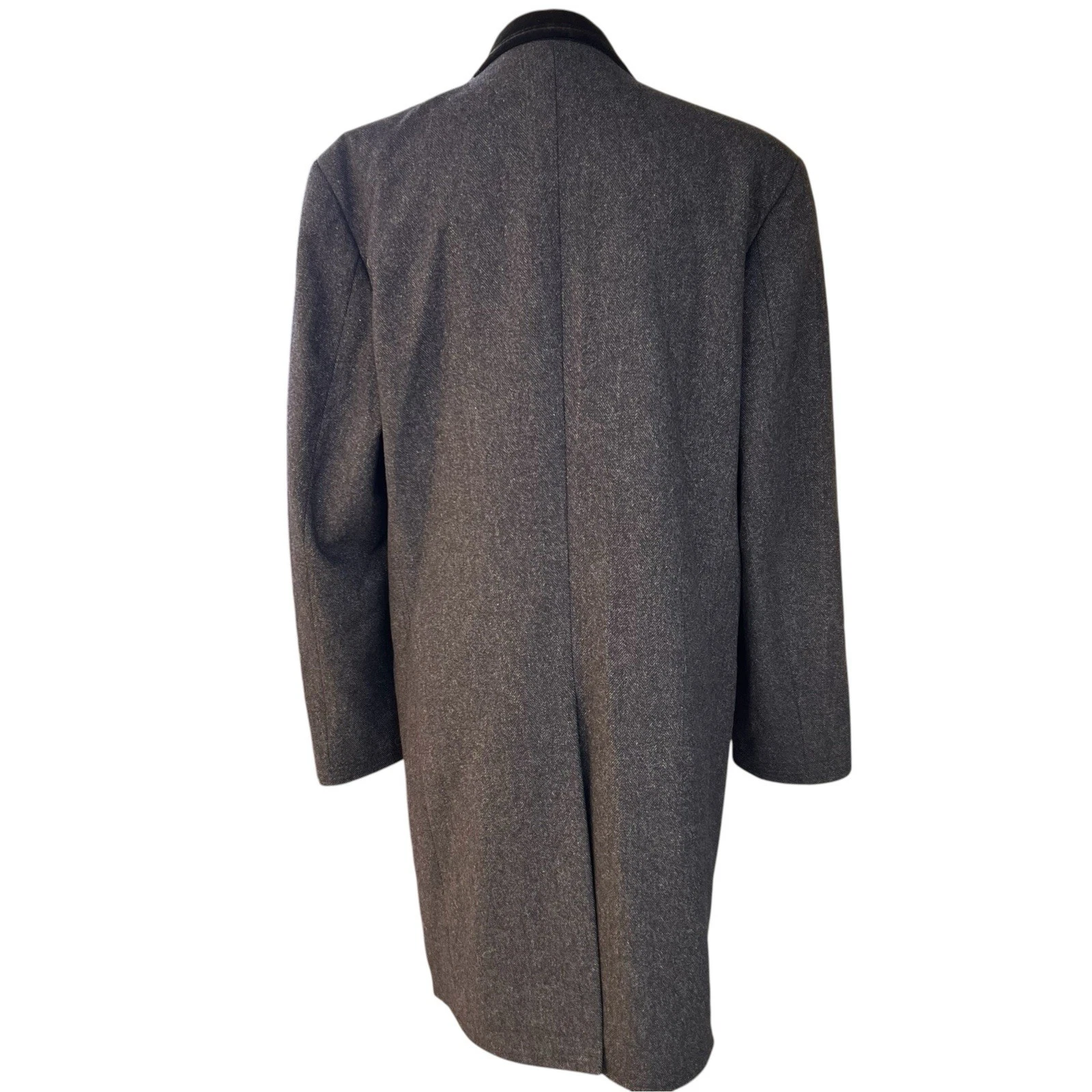 Vintage William Hunt Men’s Gray Herringbone Tweed Long Lined Overcoat Coat 42 image 4
