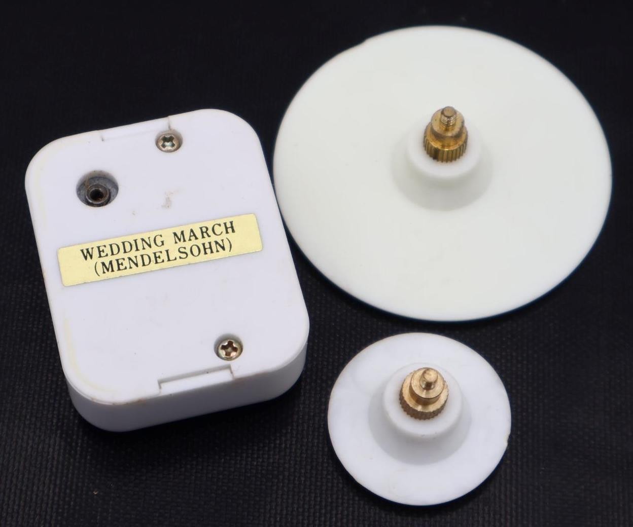 Vintage Sankyo Wind Up Music Box Movement WEDDING MARCH (MENDELSOHN) Japan NOS