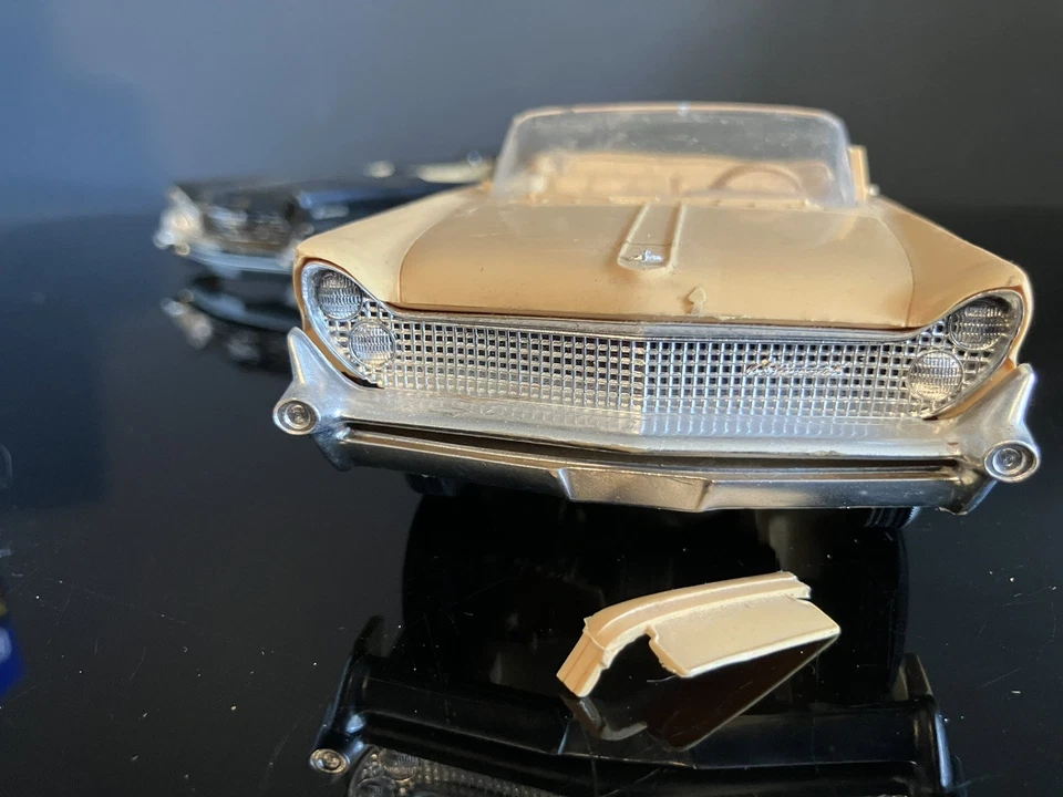 AMT 1959 Lincoln Mark IV Convertible Screw Bottom For Parts Or Resto W/ Extra - Image 2 of 4