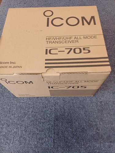ICOM 705 HF/50/144/430MHz All Mode Wielomodowy przenośny nadajnik-odbiornik scalony Japonia - Zdjęcie 12 z 24