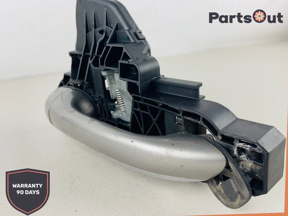 06-13 Mercedes W251 R350 GL320 Exterior Door Handle Rear Left