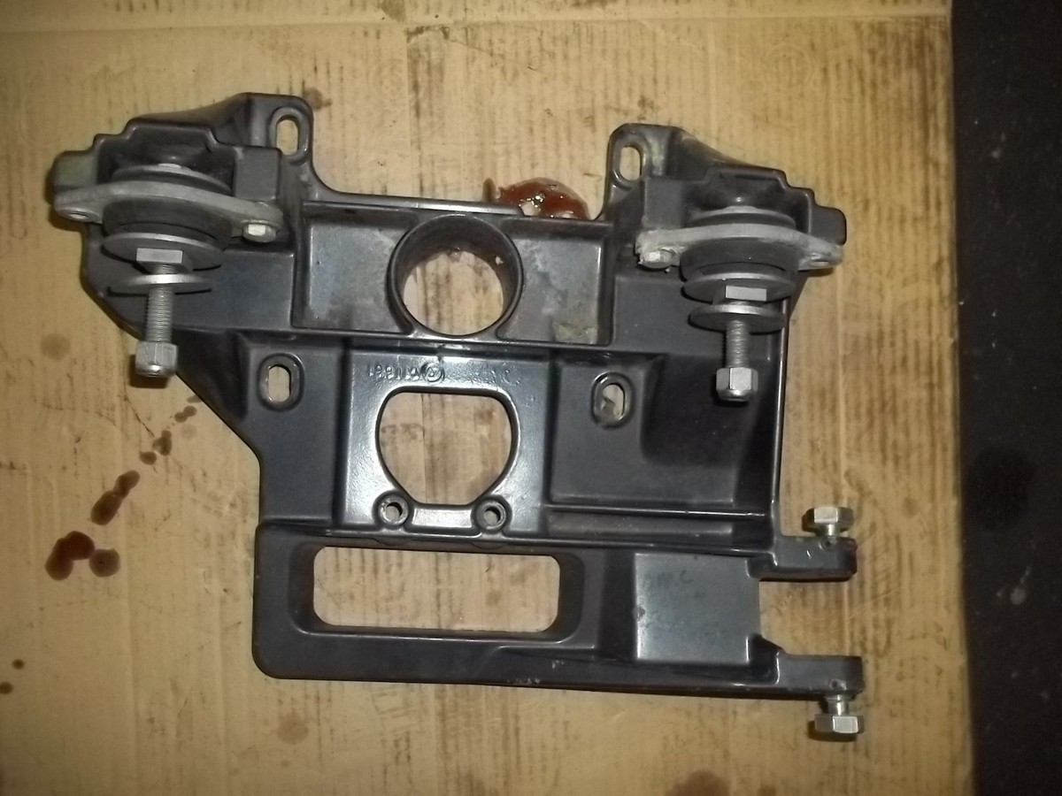 OMC Cobra 3.0 Drive Systems Bracket 983900 911661 199116 *FREE
