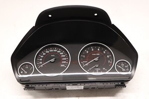 BMW F30 328i Tacho Kombiinstrument Automatik orig. BMW 9283323