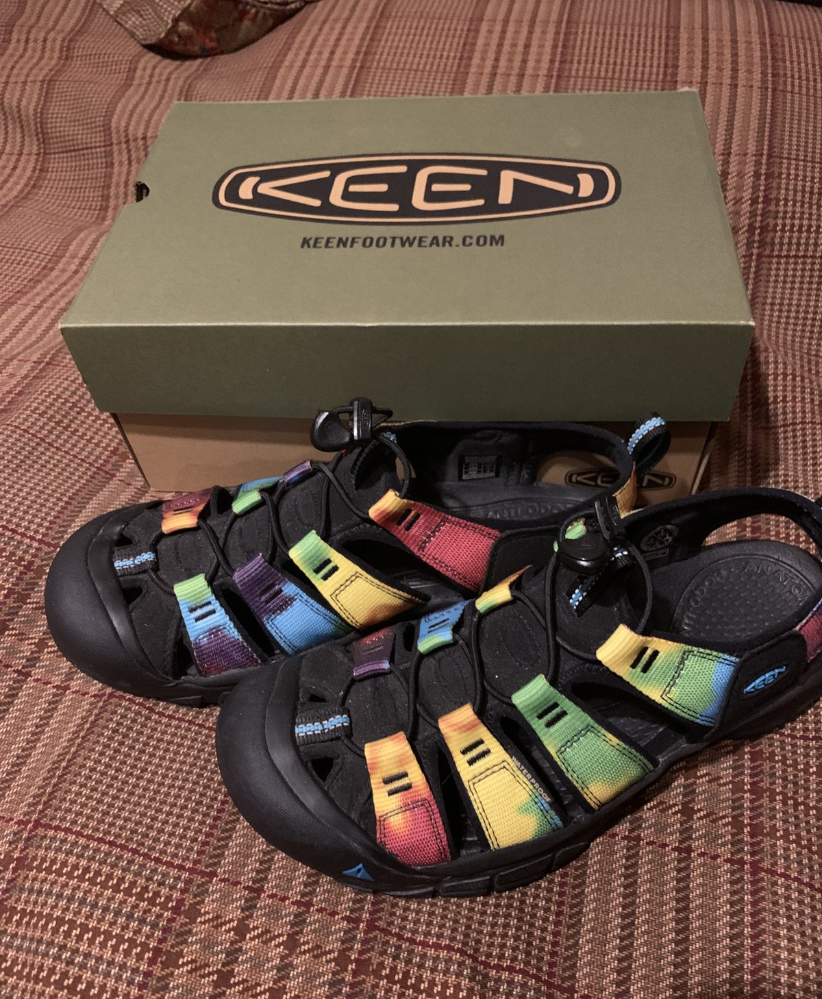 Sandali Keen Newport retrò originali tie dye 1018804 uomo taglia 9 donna taglia 11 5