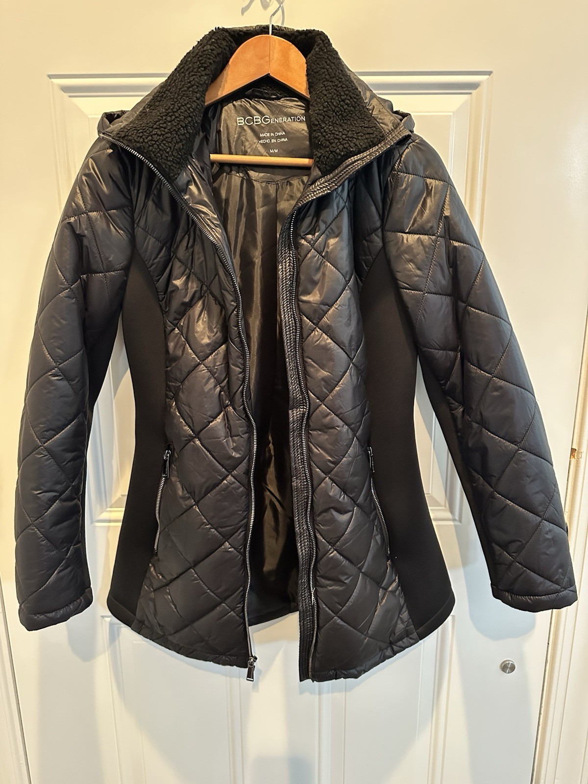 BCBGeneration Lightweight Packable Nylon Down Hoo… - image 2