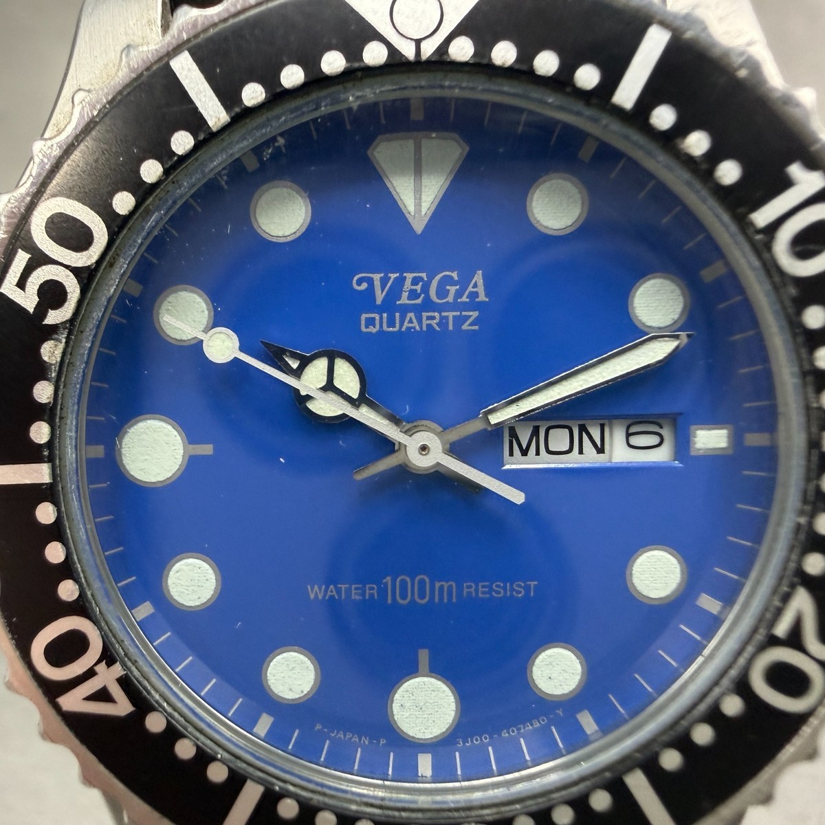 Citizen Vega Diver Yamaha 3J00-397037 Men Quartz Working Watch