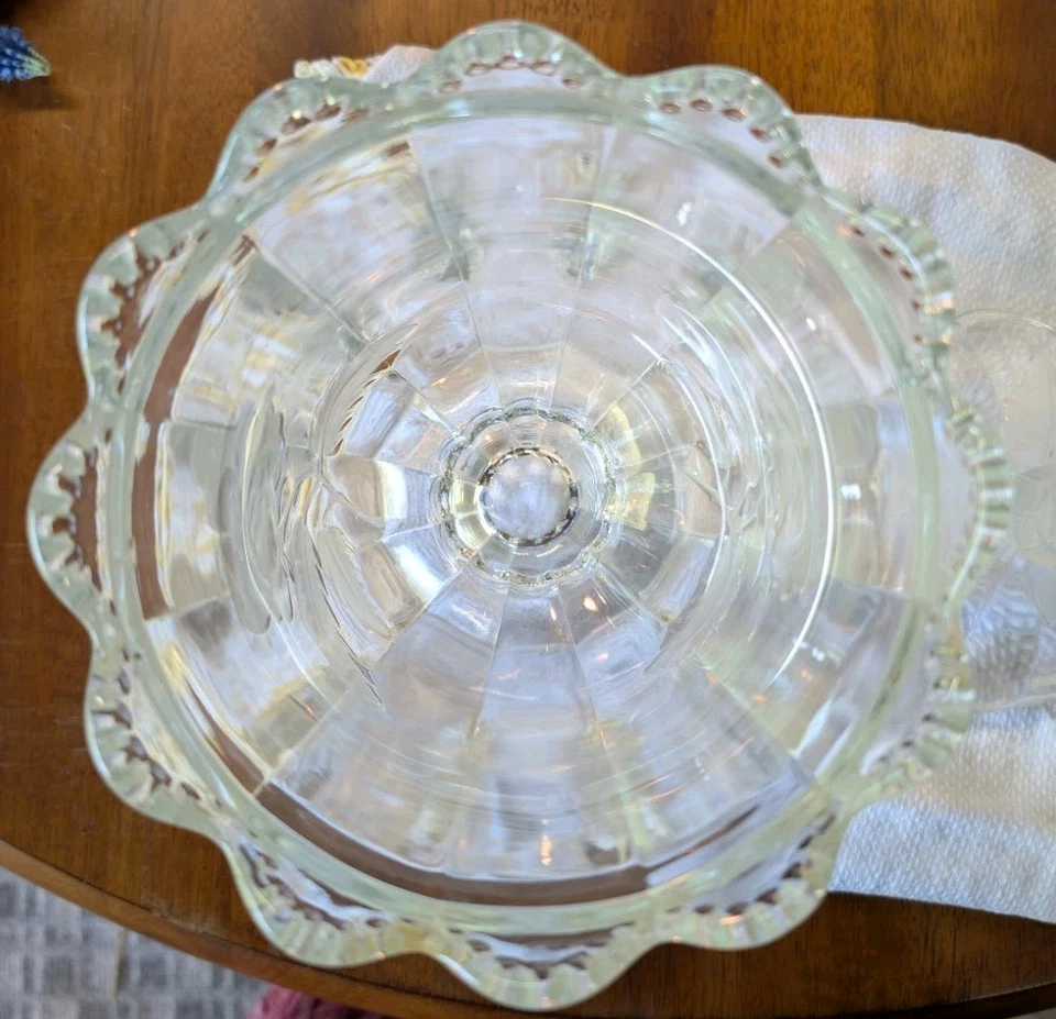 Boticario de vidrio de cristal cortado a mano Imperlux de colección con relieve elevado rosas esmeriladas Foto 3 de 4