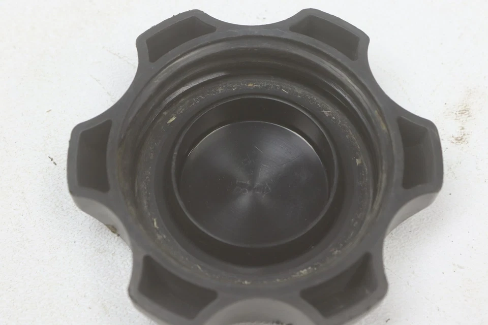 Kawasaki Teryx 750 LE 08 Gas Cap 51048-0028 52379 - Image 2 of 2