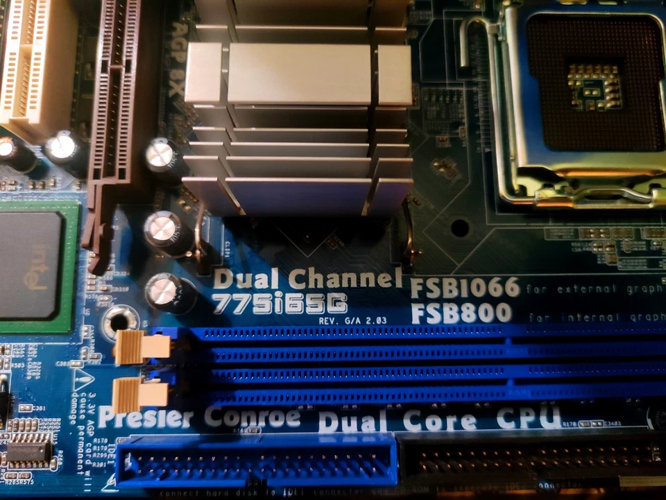 ASRock 775i65G 2.0 Rev: 2.03 AGP Socket 775+ Intel Core 2 Extreme/ Core 2 Duo - Image 2 of 4