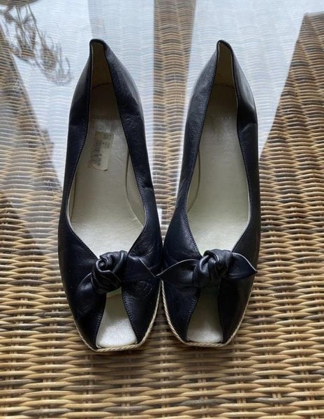Women Carvela Heels Black Leather 39 #12UO