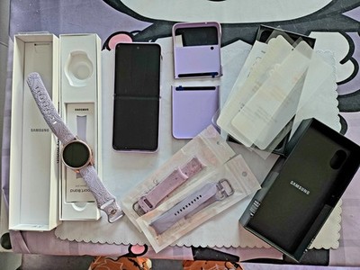 Samsung Galaxy Z Flip 4 - 512GB - Bora Purple + Galaxy Watch 5 + mehr