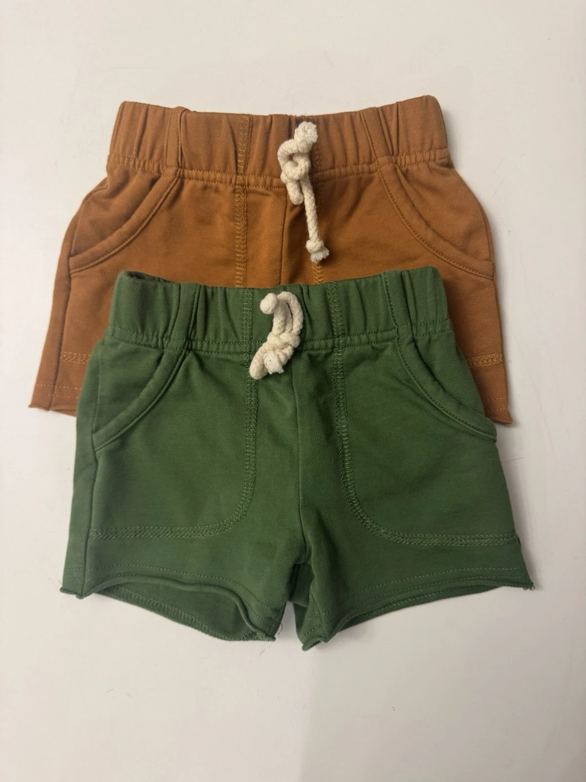 Sova Modern Kid Closet 12-18M NWOT Boutique Shorts Set Neutral 2pc