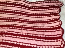 Nowy ręcznie dziergany różowo-czerwony koc 60" X 45" Domowe łóżko o podwójnym rozmiarze 🛌 💕