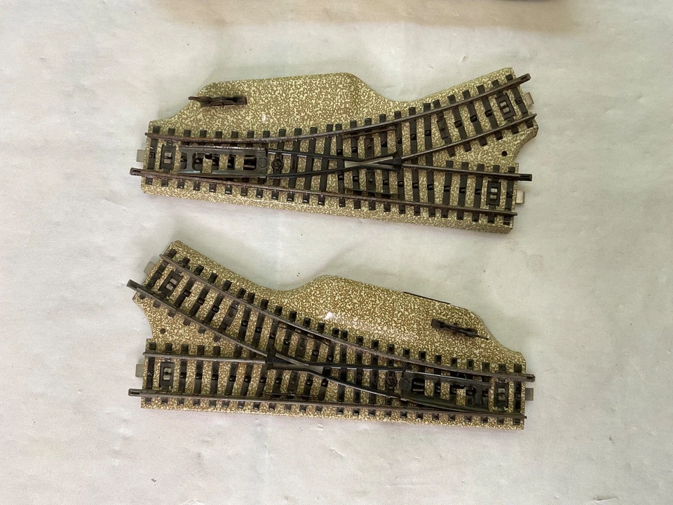 MARKLIN 5121 HO Box of 2 Manual Hand Lever Operation  LH & RH Points - Image 2 of 4