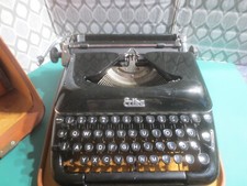 Vintage 1959 Mid Century German Made and Engineered ERIKA Typewriter Model 10 thumbnail