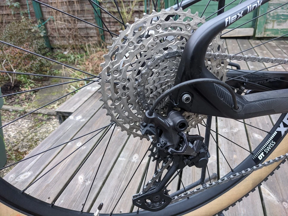 Centurion Numinis Carbon XC 3000 - Bild 2 von 4