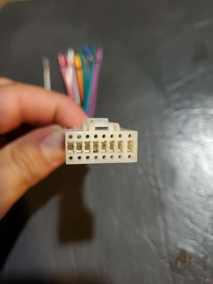 ARNÉS DE CABLES ECLIPSE CD AUDIO PARA AUTOMÓVIL 16 PINES REPRODUCTOR DE CD ESTÉREO PARA AUTOMÓVIL ENCHUFE DE RADIO NUEVO Foto 3 de 4