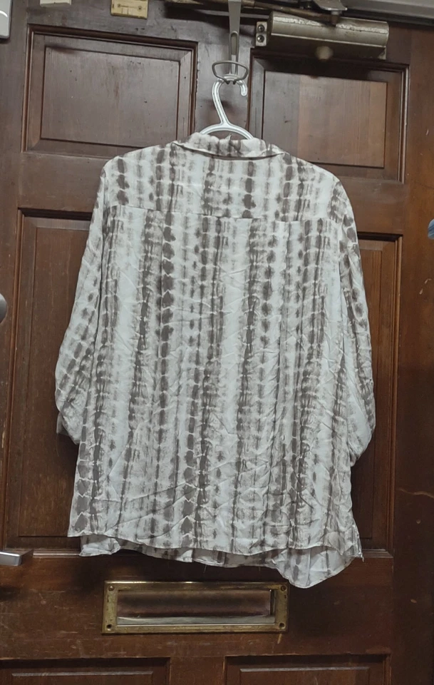 Camisa blusa con botones blanca y marrón Cato manga enrollable para mujer talla 18/20W Foto 2 de 3