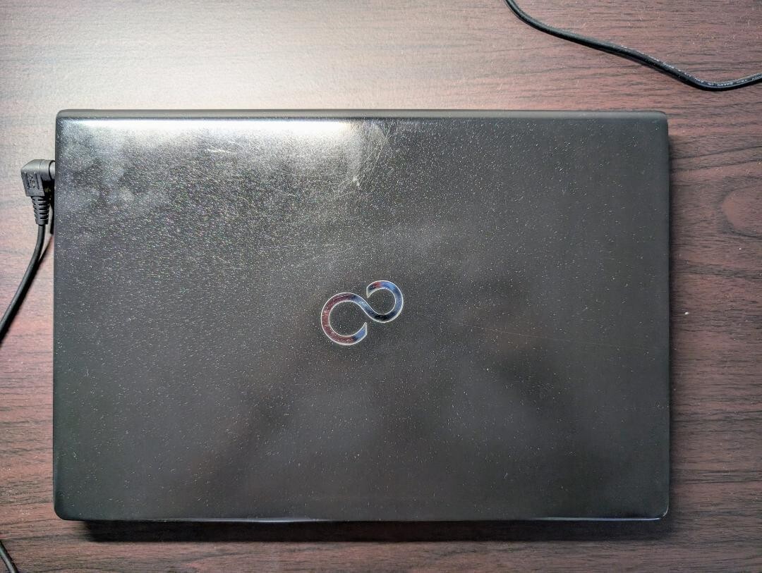 富士通 LIFEBOOK S936/M i5 6300U 4GB 320GB Fujitsu Lifebook S936 - Notebookcheck.net External Reviews