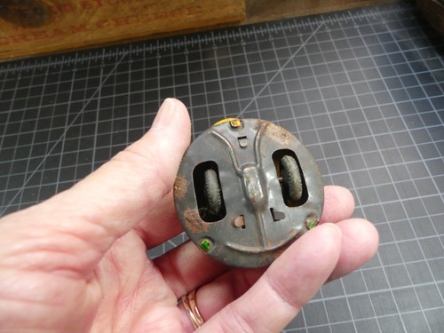 Antique Litho Tin Toy Turtle with Wheels Early - Picture 4 of 5