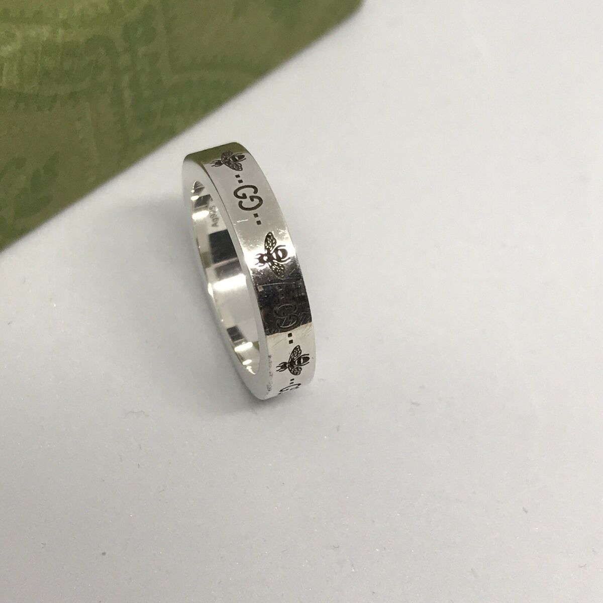 GUCCI silver ring Bee womens size JP 11/ EU51/ US 5.75 GUCCI silver ring Bee womens size JP 11/ EU51/ US 5.75