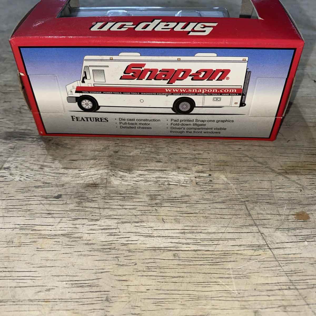 1/64 Snap-On Crown Premiums Collection MT-55 Freightliner Pull