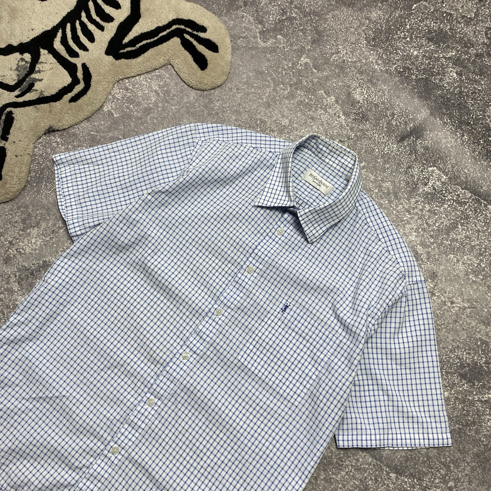 Camicia bianca di lusso vintage Yves Saint Laurent piccolo logo taglia L