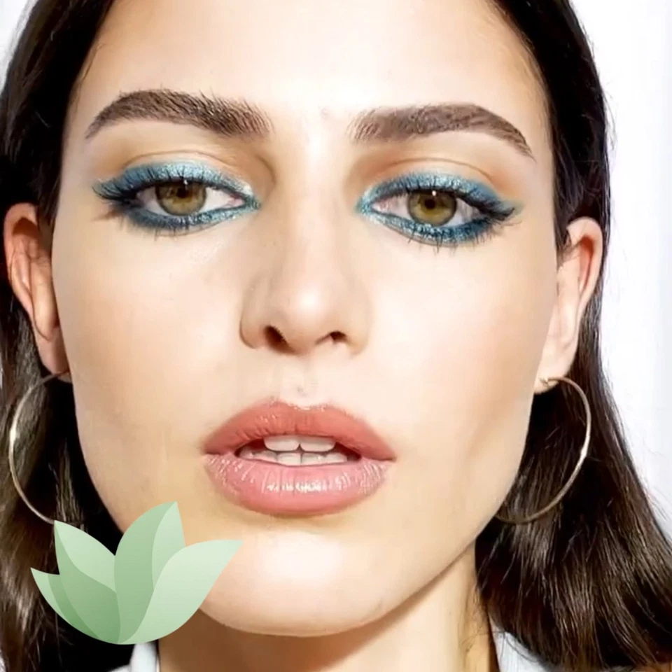 Sombra de ojos The One Colour Unlimited en turquesa | Barra de sombra de ojos Foto 2 de 4