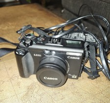 Canon PowerShot G5 Compact Digital Camera with user guide and charger. Working