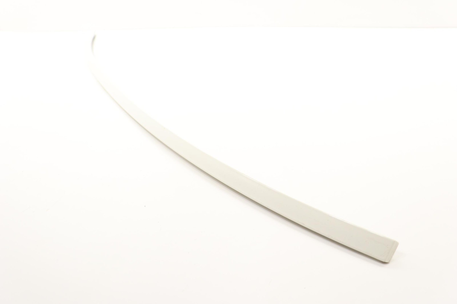 2014 - 2024 MASERATI GHIBLI LEFT DRIVER SIDE ROOF DRIP MOLDING OEM WHITE_BIA