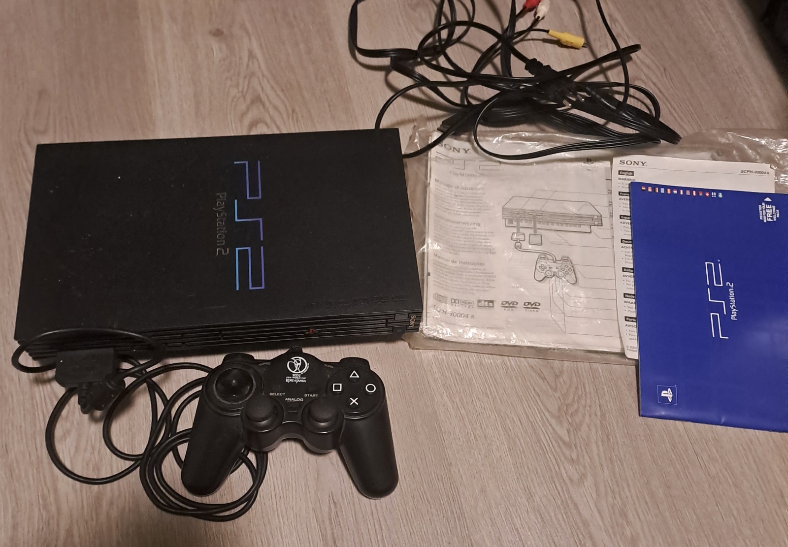 Console Playstation 2 fat SCPH 30004 avec manette turbo Fifa 2002 PS2 vintage