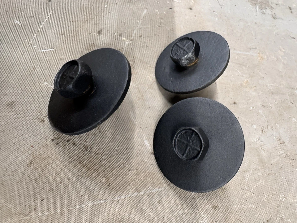 Chevy Camaro Impala Belair 1968-1977 guardabarros caja de batería pernos Cutlass Nova GTO Foto 3 de 4