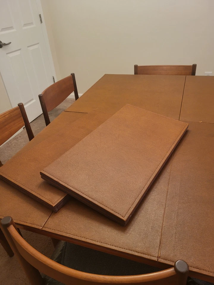 Mesa danesa vintage expandible de teca con 6 sillas Foto 3 de 4