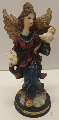 Royal Collection 6'' Angel Holding Doves Resin Statue Figurine