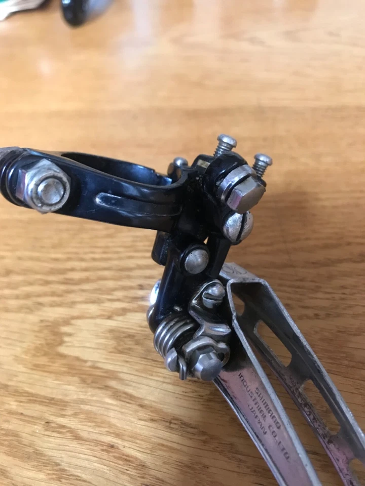 EARLY 1ST GEN DURA ACE  FRONT MECH BAND ON IN BLACK IN NICE CONDITION - Image 4 of 4