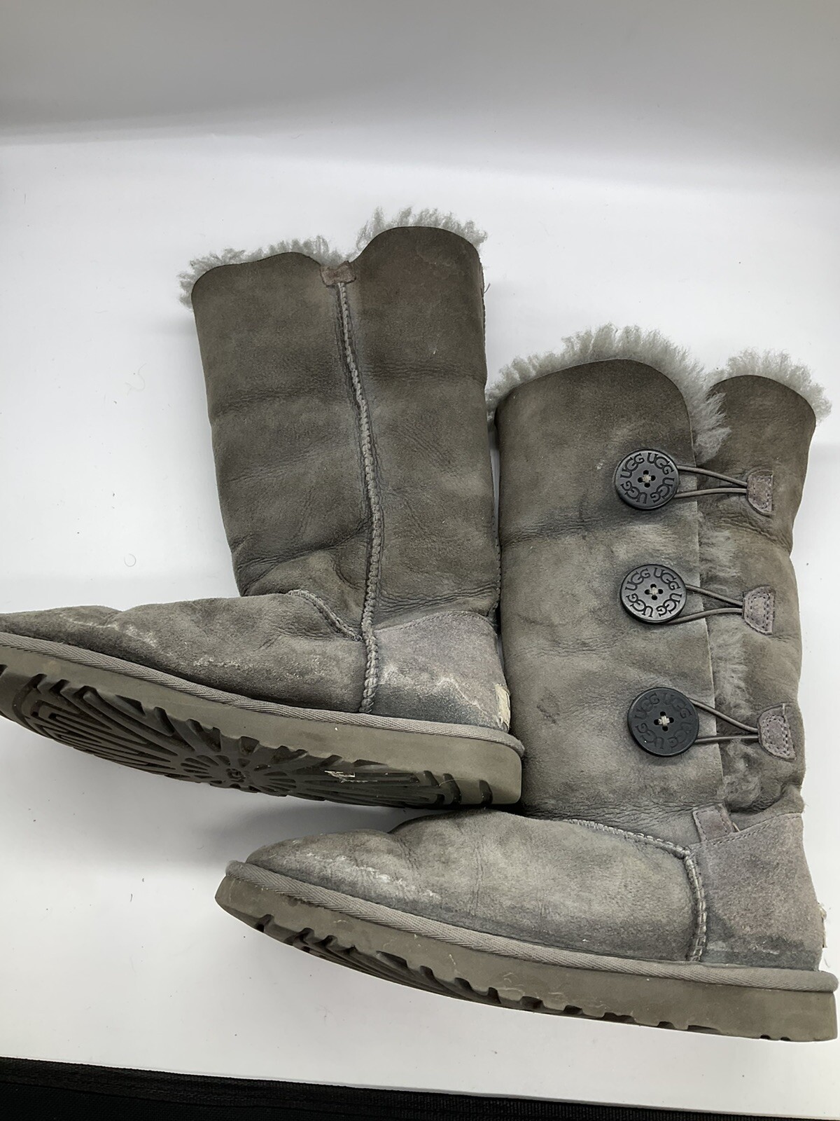 UGG BAILEY TRIPLE BAILEY BUTTON BOOTS - image 10