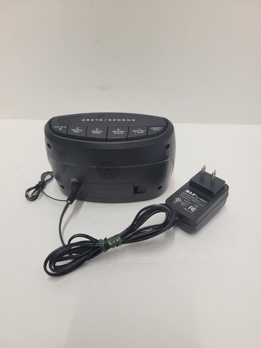 Westclox USB-A Black AM/FM Radio Alarm Clock 80227WM Has Scratches Works - Picture 10 of 11