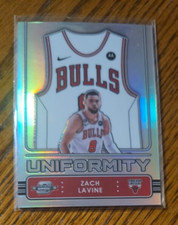 Zach LaVine -2022-23 Panini Contenders Optic Silver Prizm Uniformity No.6 -Bulls