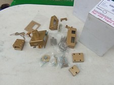 NEUF SERRURE JPM GAUCHE 3 POINTS LATEREAUX VERTICALE A FOULIOT 510000 18 2A