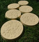 6 x Buff Round Concrete Garden Stepping Stones 23cm / 9Inch | Daisy
