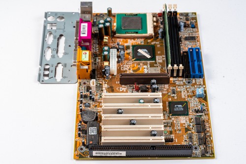DFI CA64-BC Socket 370 ATX Motherboard Intel Pentium III AGP 2x ISA Retro Gaming - Afbeelding 5 van 7