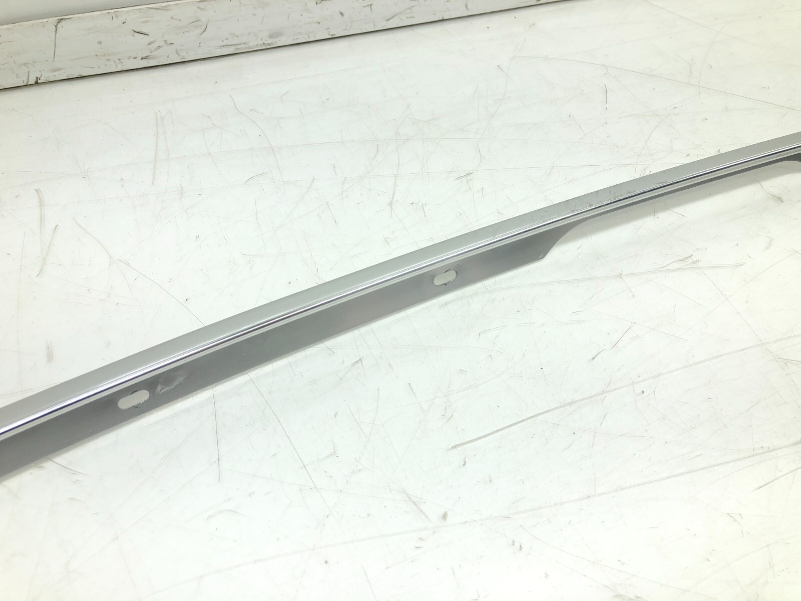 2014-2020 MASERATI GHIBLI SQ4 LEFT DRIVER SIDE UPPER ROOF MOLDING TRIM OEM.