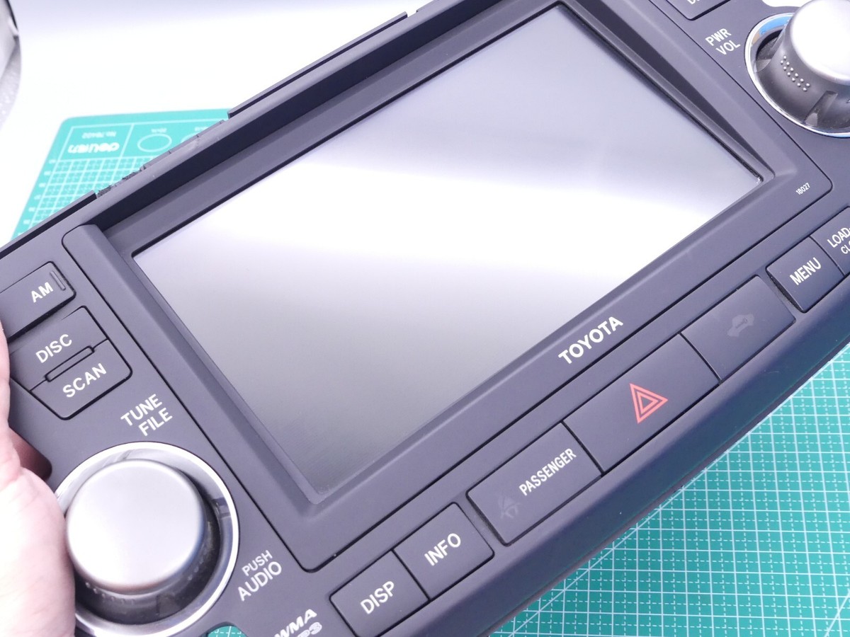 Toyota Kluger Grande Head Unit Navigation Display Screen