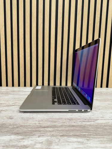 MacBook Pro 15" i7 16gb 500gb SSD - Imagen 2 de 4