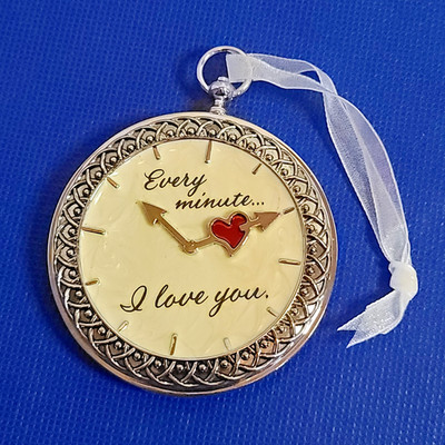 2018 Hallmark Crown Keepsake Valentine TIME FOR LOVE Pocket Watch Ornament
