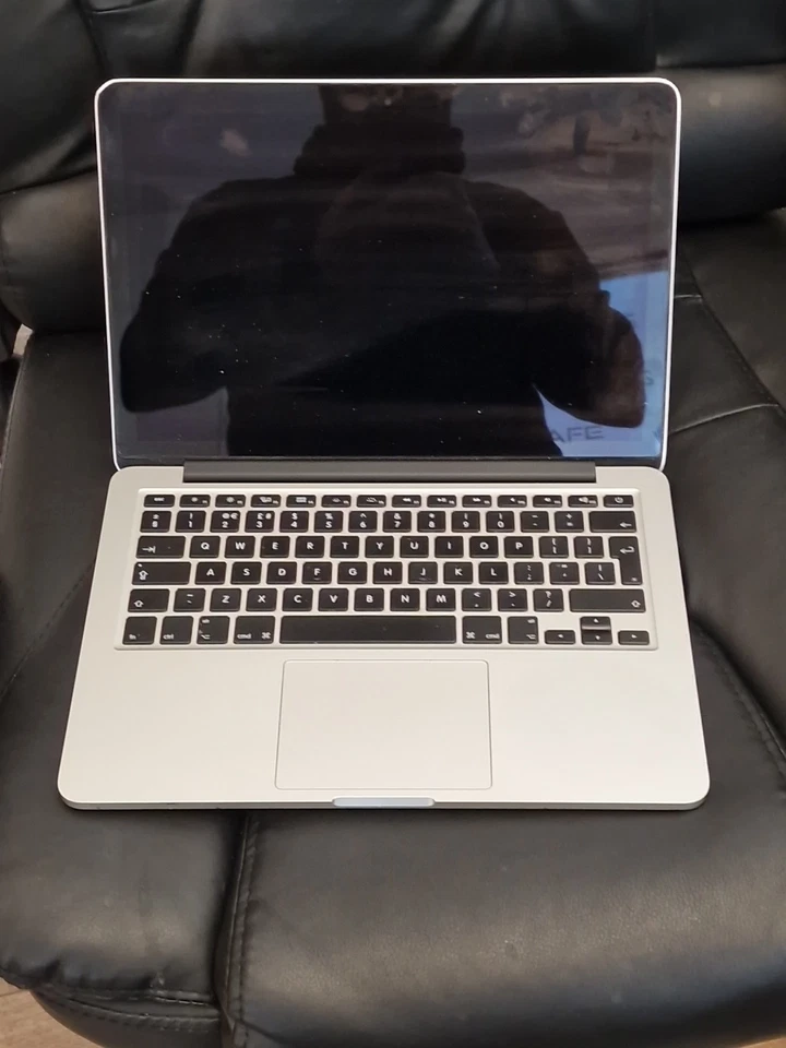Apple MacBook Pro 13" 2015 · i5 · 8GB · 250GB, photo 1 of 4
