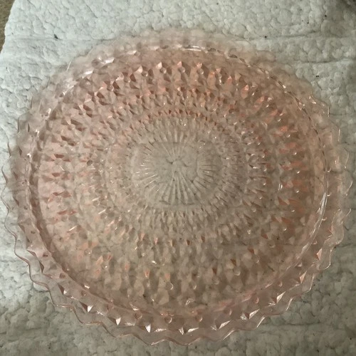 VTG .... pretty  Windsor Diamond Round Pink Depression Glass  ~  10” Cakeplate