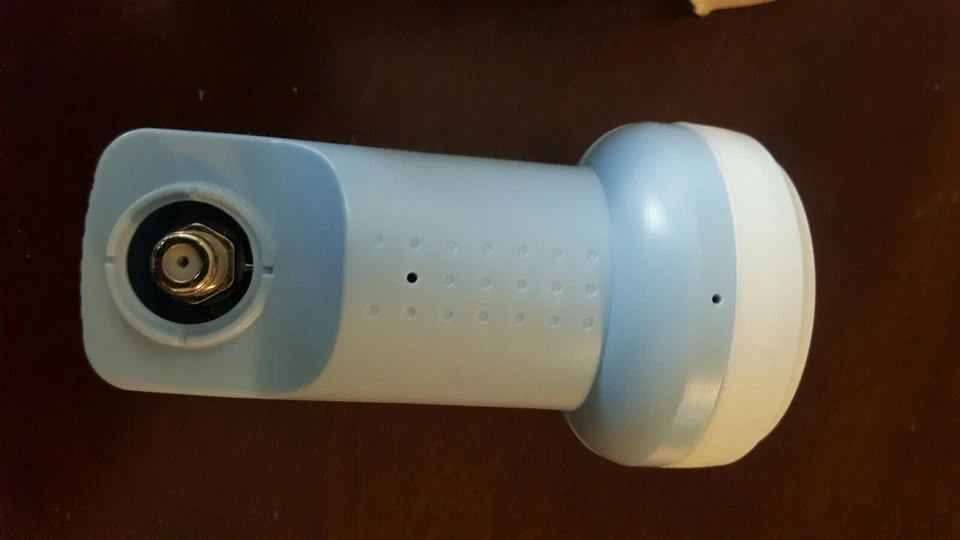 DMX521 WS International Global Satellite banda Ku LNB  Foto 4 de 4